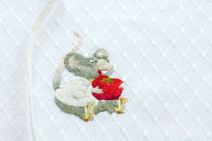 Ecru - Detail Ecru - Detail